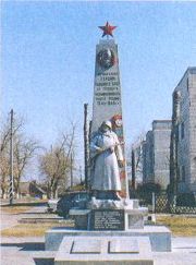 Grób braterski żołnierzy radzieckich oraz partyzantów w m. Domaczewo